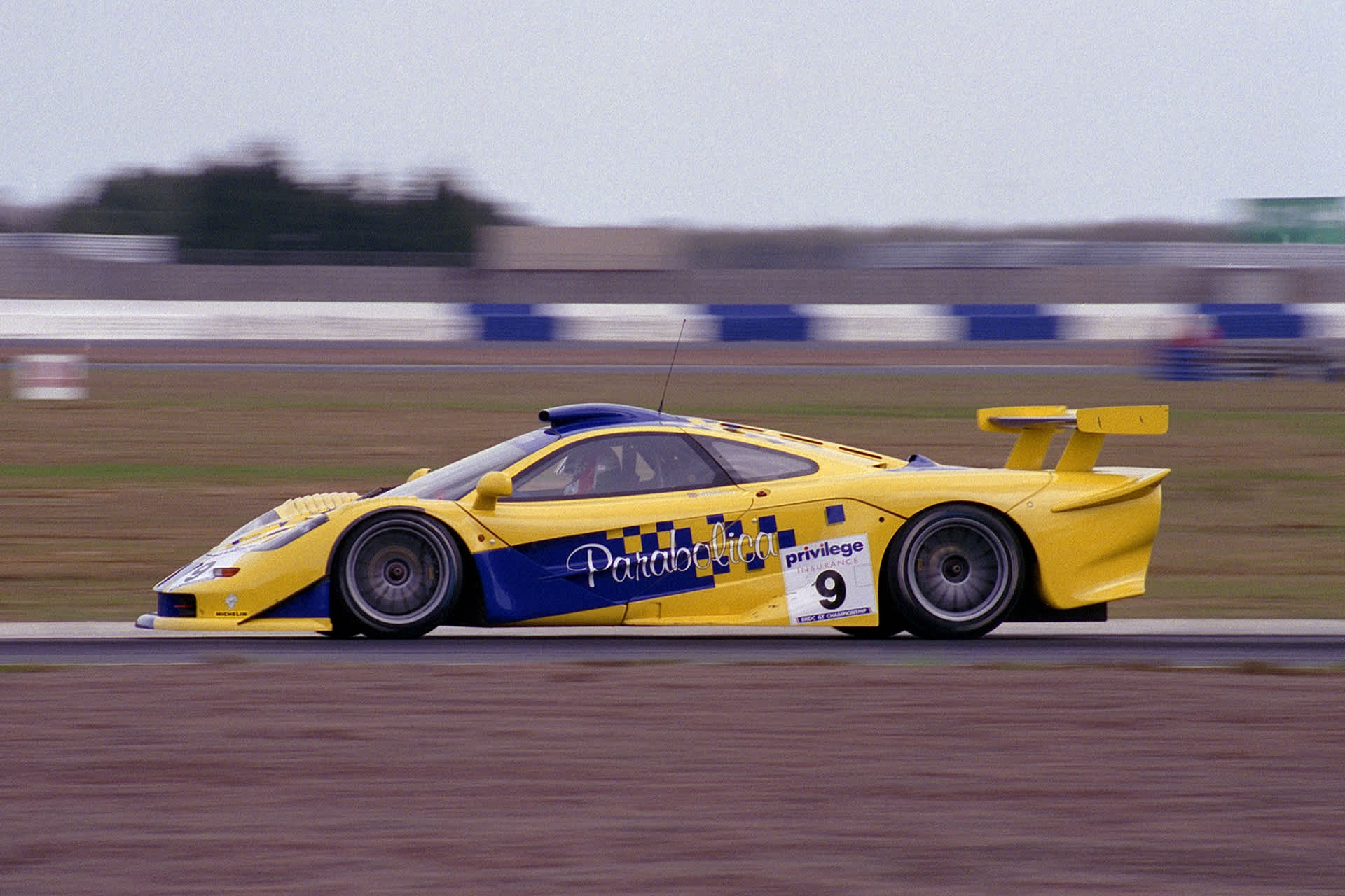 1997 McLaren F1 GTR Longtail | Girardo & Co